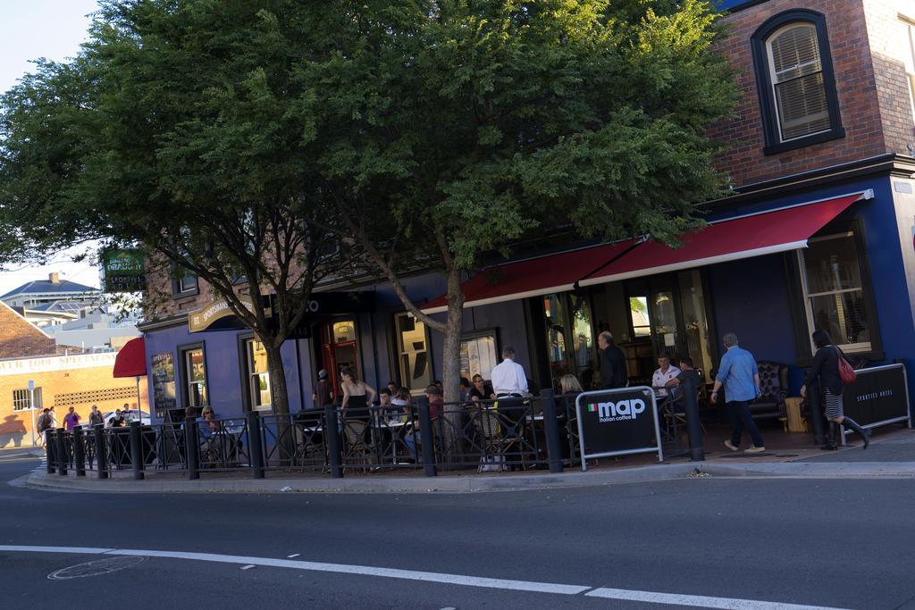 Twofourtwo Boutique Apartments Launceston Luaran gambar