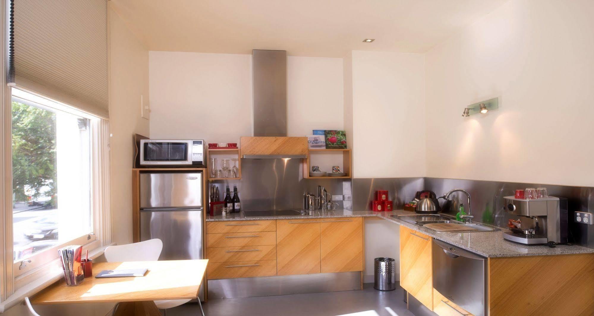 Twofourtwo Boutique Apartments Launceston Luaran gambar